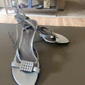 Used Nine West silver heels